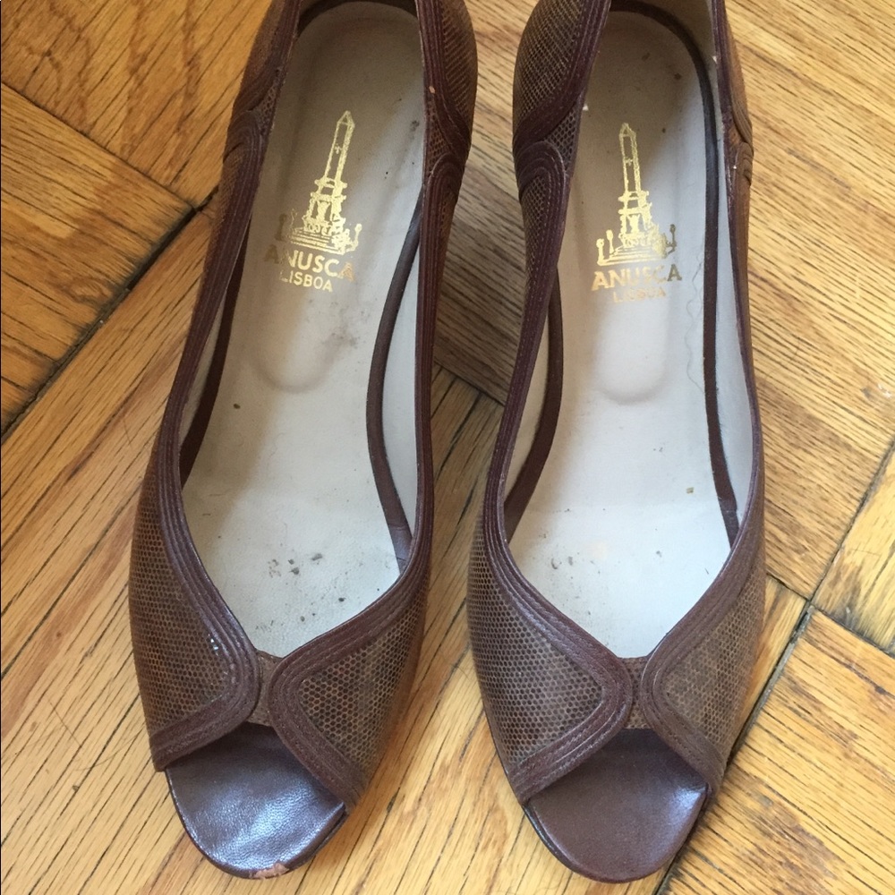 Portuguese leather shoes